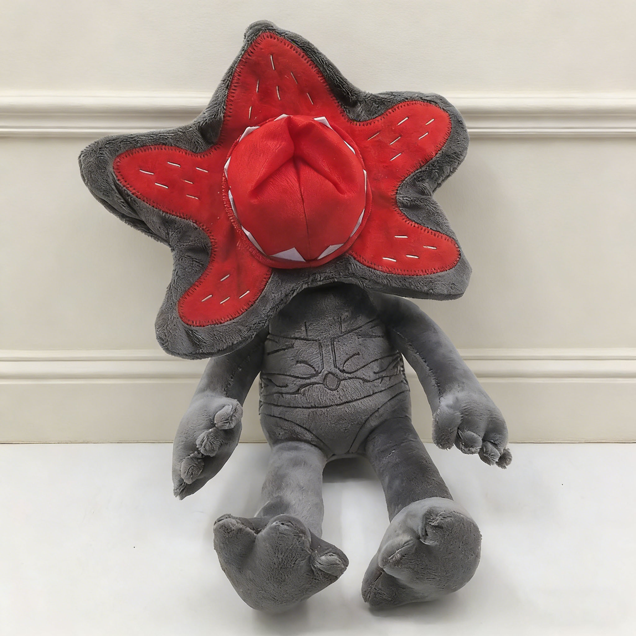 Schattig Demogorgon knuffeldie - Party Games Gender Reveal recensie en prijs